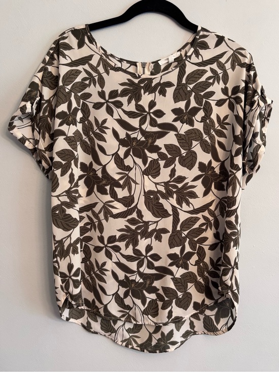 Maurices Tops - Maurices Cream Blouse with Olive Leaf Print